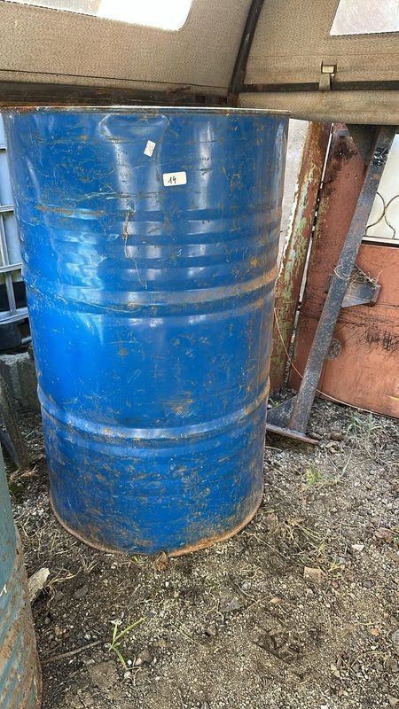 Tanque de 200 litros azul en condiciones aceptables - imagen 1