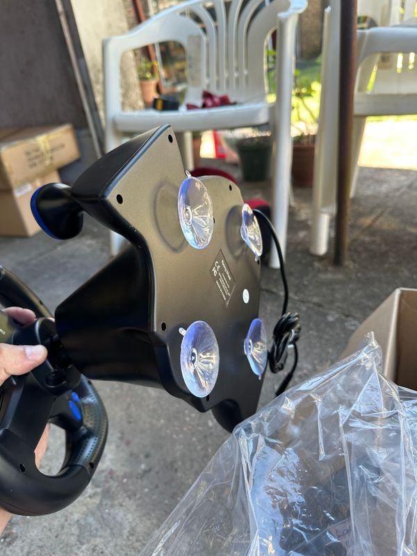 Volante ALUCAR para juegos en caja sin uso con pedales - imagen 8