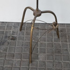 Antigua Lámpara de Pie Mid Century Bronce y Pantalla Floral - imagen 5