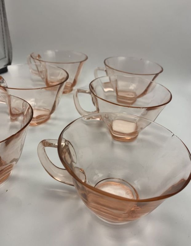 Juego de 6 Tazas de Vidrio Rosado Finas