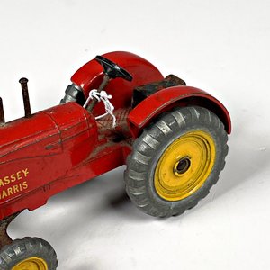 Tractor de Juguete Dinky Toys Massey Harris Rojo - imagen 3