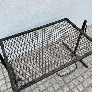 Parrilla Plegable de Hierro con Patas Regulables - imagen 6
