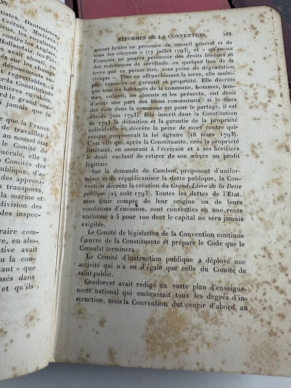 Colección de libros sobre la historia de la Edad Media - imagen 5