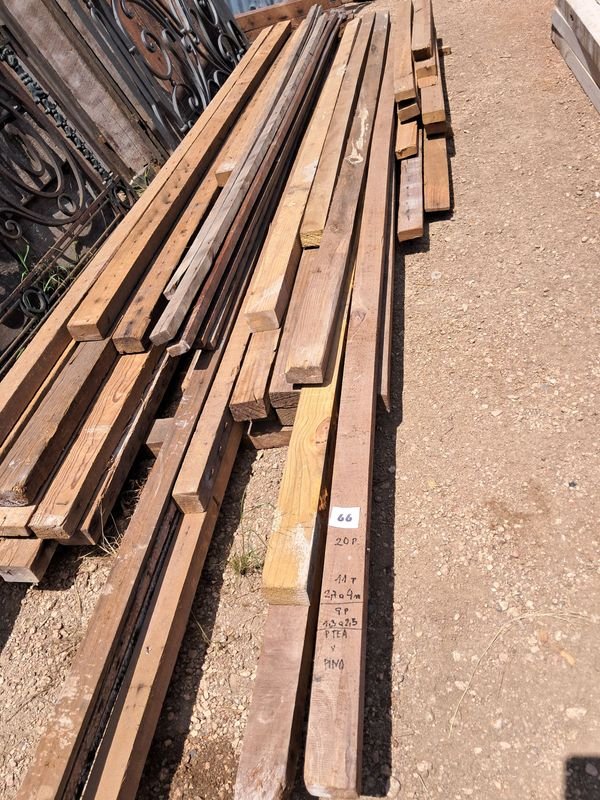 Lote anterior: Madera de pinotea y pino para construcción
