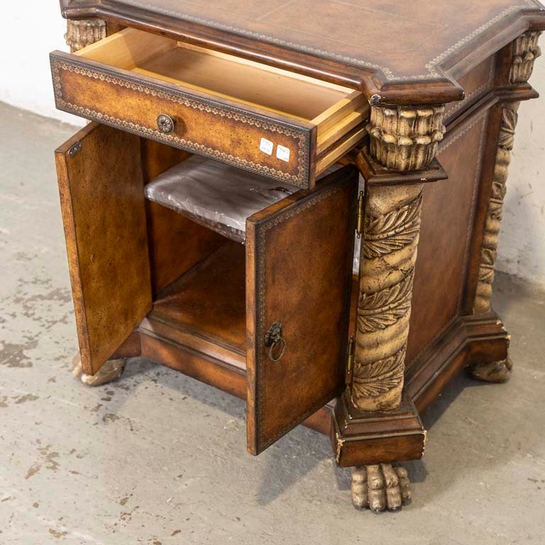Mueble de estilo con detalles de pasta y madera imitada - imagen 3