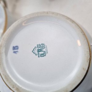 Juego de 6 Tazas con Asas y 6 Platos Hondos Olmos Porcelana Dorada - imagen 5