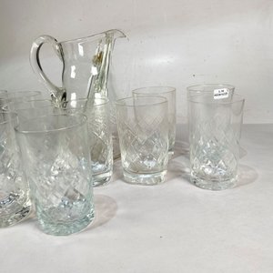 Juego de 16 Vasos Hialinos para Postre con Jarra - imagen 3