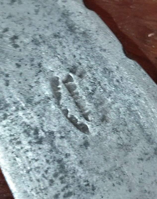 Cuchillo TANDIL en Alpaca y Oro Envainado - imagen 8