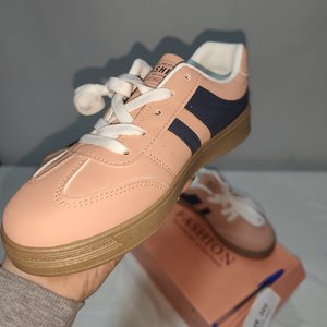 Zapatillas Deportivas Rosadas y Azules de Eco Cuero, Talle 36 (35 UY) - imagen 3