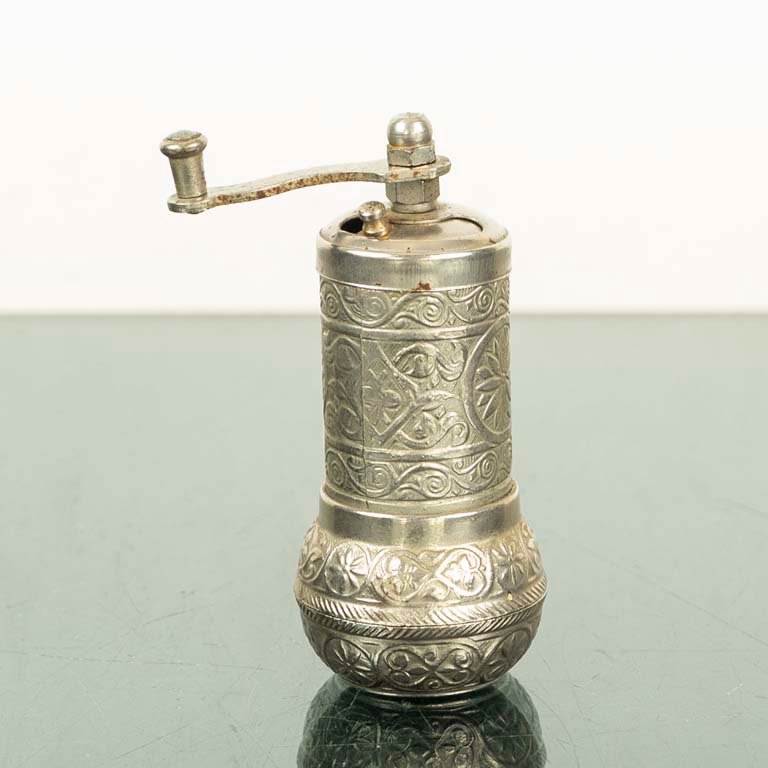 Item 2103995 - Image 0