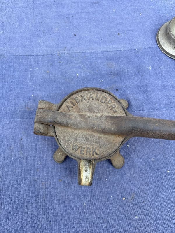 Item 915613 - Image 3