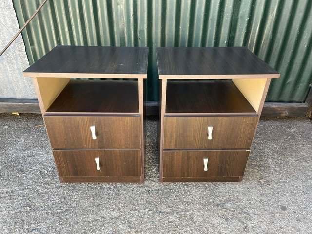 Muebles de madera en buen estado - imagen 2