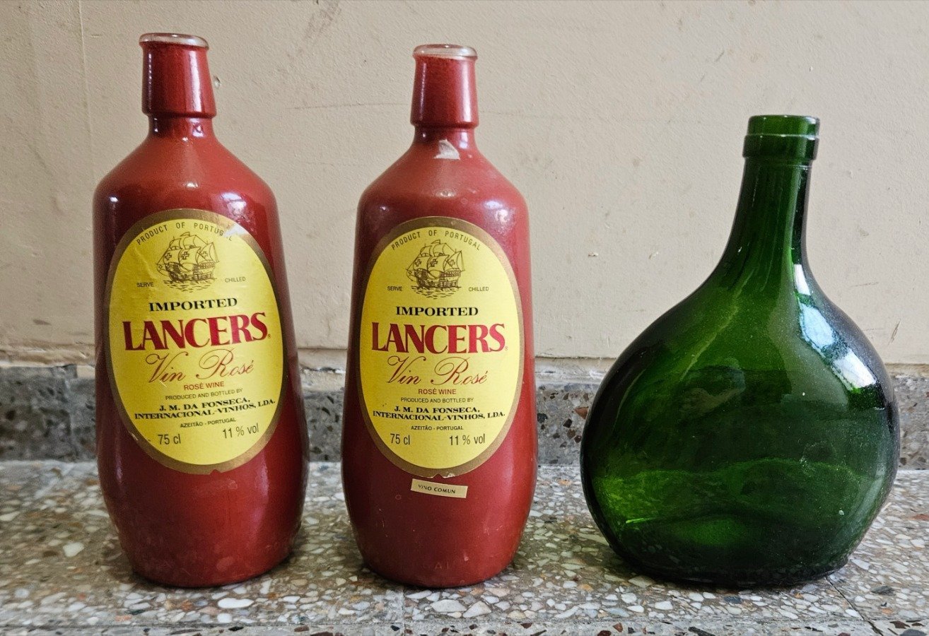 Lote de 3 Botellones de Vino Rosado Portugués Lancers
