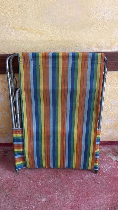 Lote siguiente: Catre Plegable de Lona para Exterior