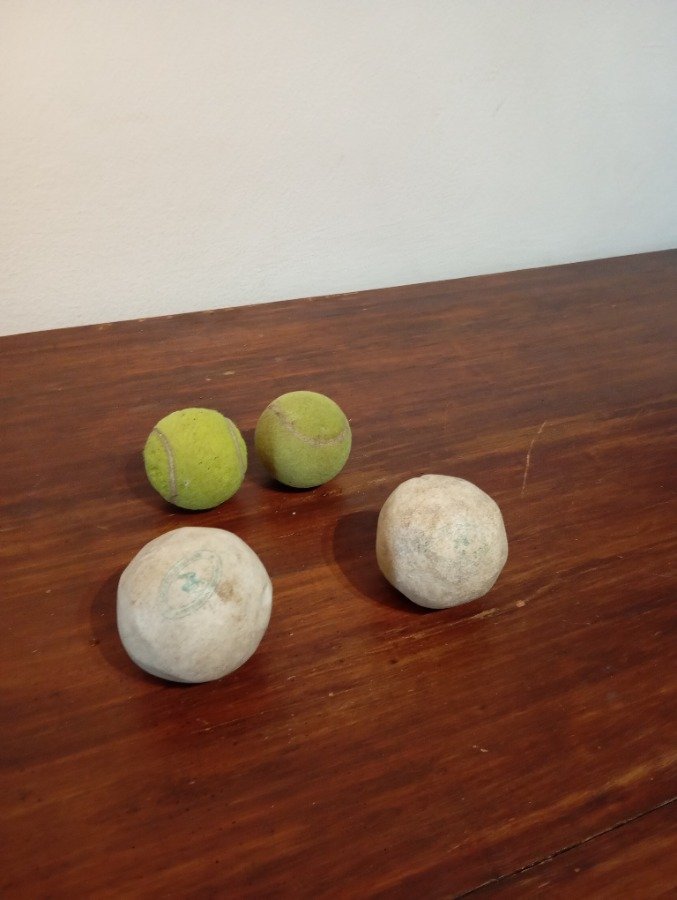 Lote anterior: Pelotas de tenis y polo en excelente condición