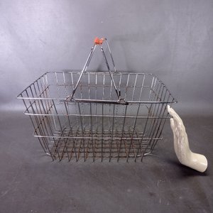 Seis Canastos Metálicos con Asas para Compras o Almacenamiento - imagen 4