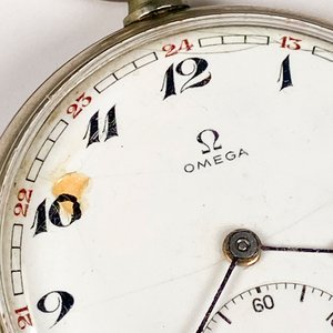 Reloj de Bolsillo Omega Plateado con Esfera Golpeada - imagen 4