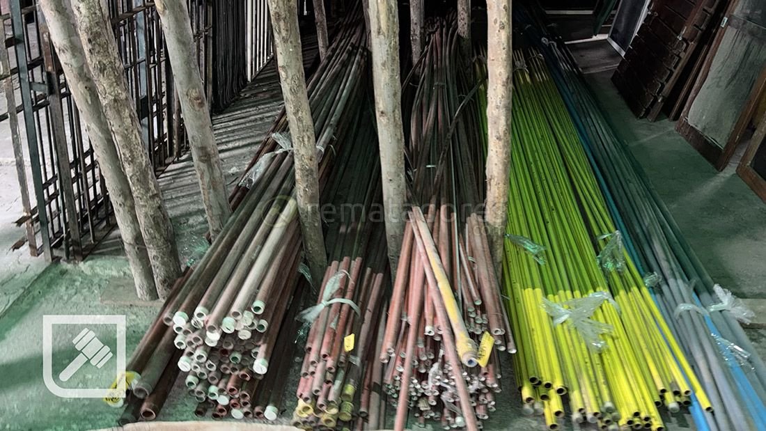 Lote de Tubos Metálicos y Plásticos Varios