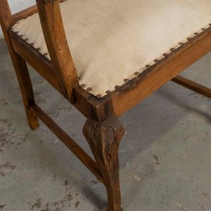 Sillón de Roble con Respaldo Tallado y Asiento Tapizado - Detalles de Época - imagen 3
