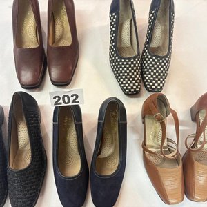 Lote anterior: Lote de 5 Pares de Calzado de Cuero para Dama Talle 36