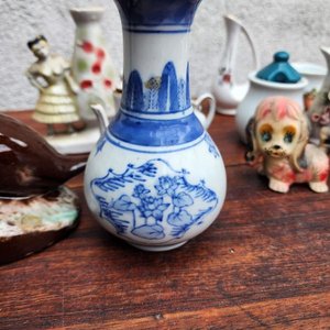 Lote de Adornos de Loza y Cerámica: Florero, Jarrita, Figuritas y Más - imagen 2
