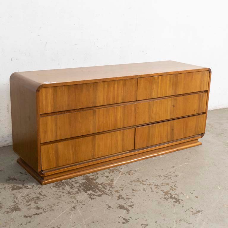 Cómoda Baja de Madera con Seis Cajones y Esquinas Redondeadas