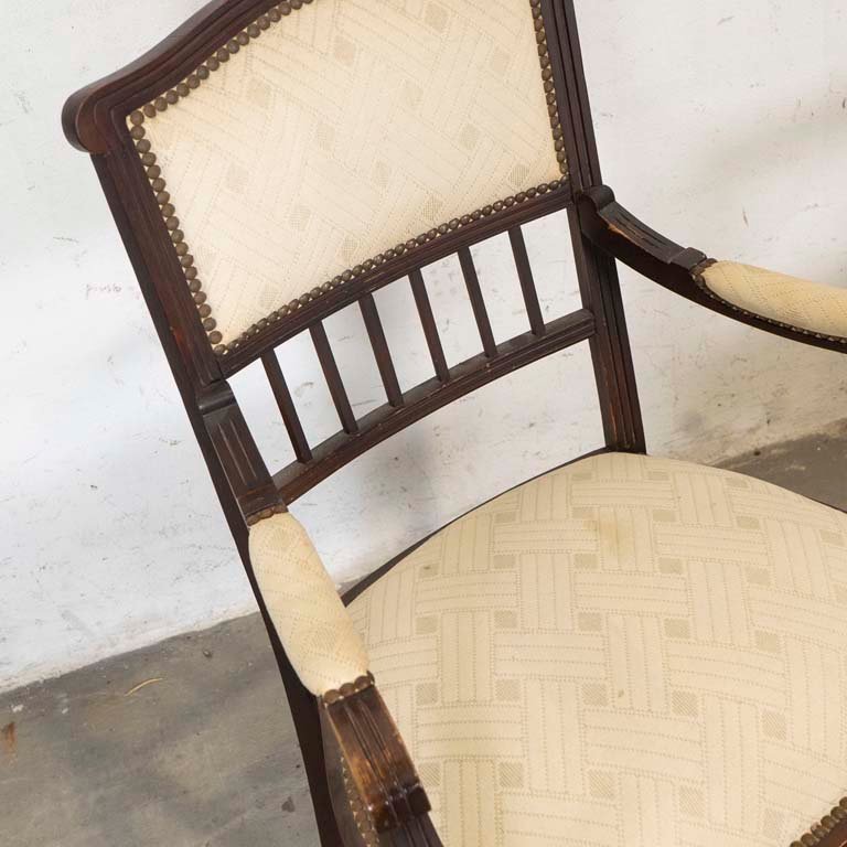 Item 2101995 - Image 2