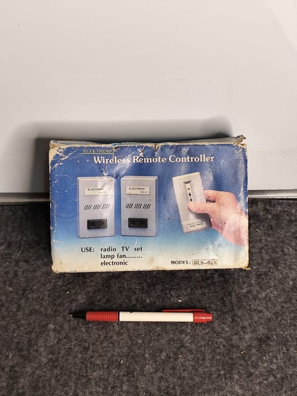 Control Remoto Inalámbrico Electrend RCS-02A para TV y Electrodomésticos