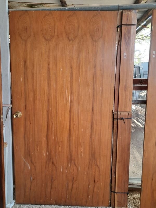 Puerta Doble Hoja Enchapada Madera Ancha con Marco Desarmado