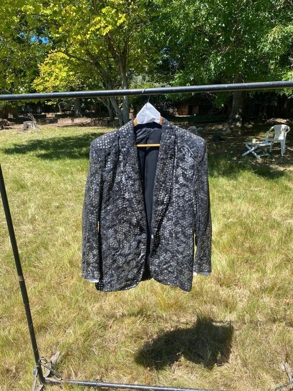 Item 892696 - Image 1