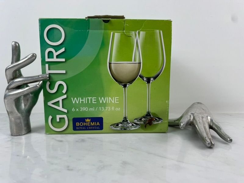 Lote anterior: 6 Copas de Vino Blanco en Cristal Bohemia