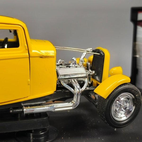 Modelo de coche de 1932 Ford en metal de die-cast, restaurado y detallado - imagen 12