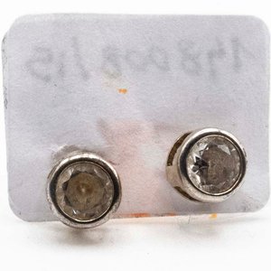 Lote siguiente: Pares de Caravanas de Plata con Piedras Transparentes