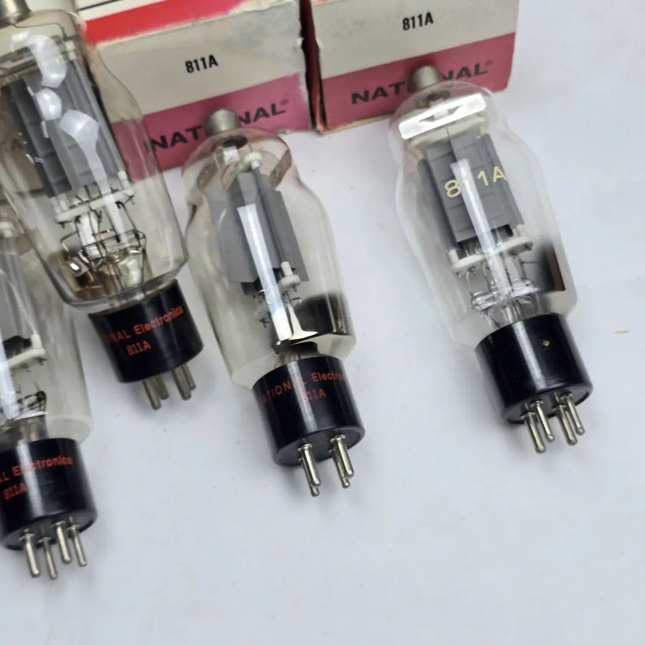 Item lote-36-valvulas-varias-x5 - Image 2