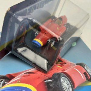 Réplica Lancia D50 1956 Juan Manuel Fangio Colección - imagen 2