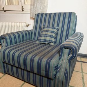 Sillón Cama Tapizado en Tela Rayada - imagen 3