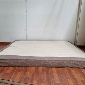 Lote anterior: Sommier Base Matrimonial 200x160x15 cm