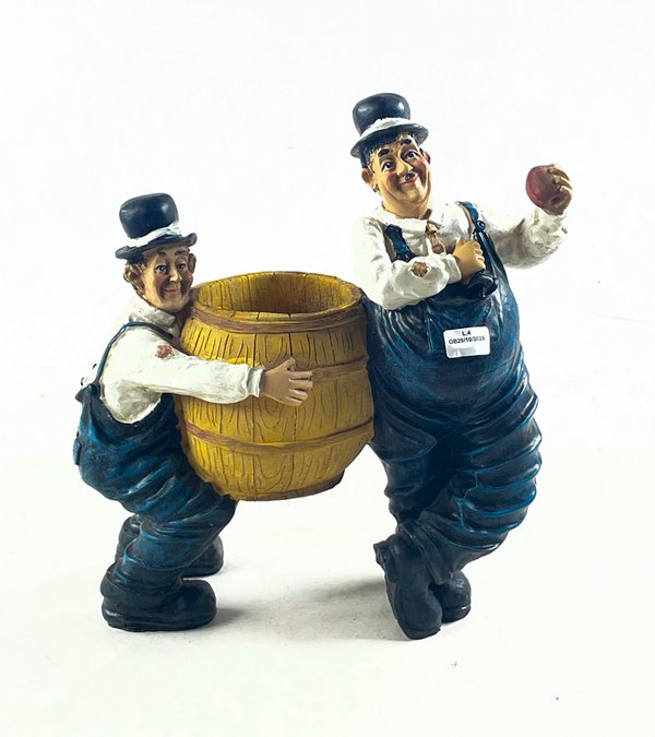 Figura Decorativa de Personajes con Barril Amarillo - imagen 1