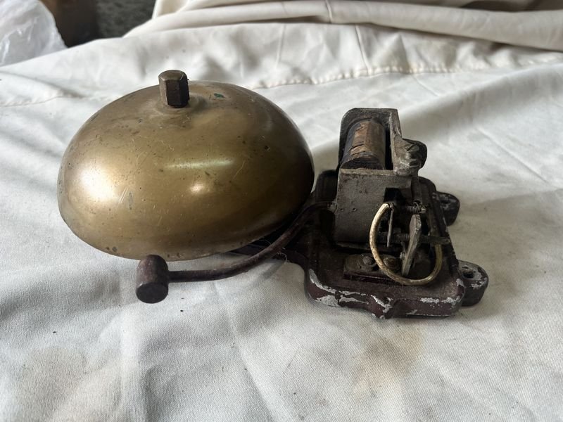 Item 884394 - Image 1