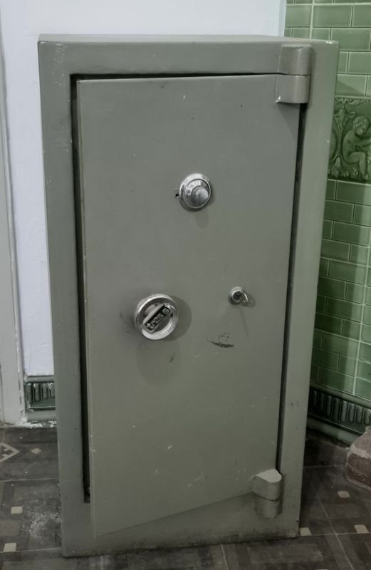 Item 847296 - Image 1