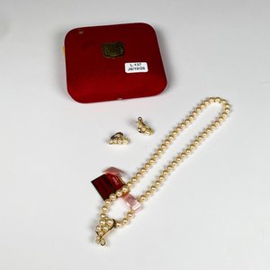 Conjunto de collar y caravanas de perlas Majorica con broche de plata y baño de oro - imagen 1