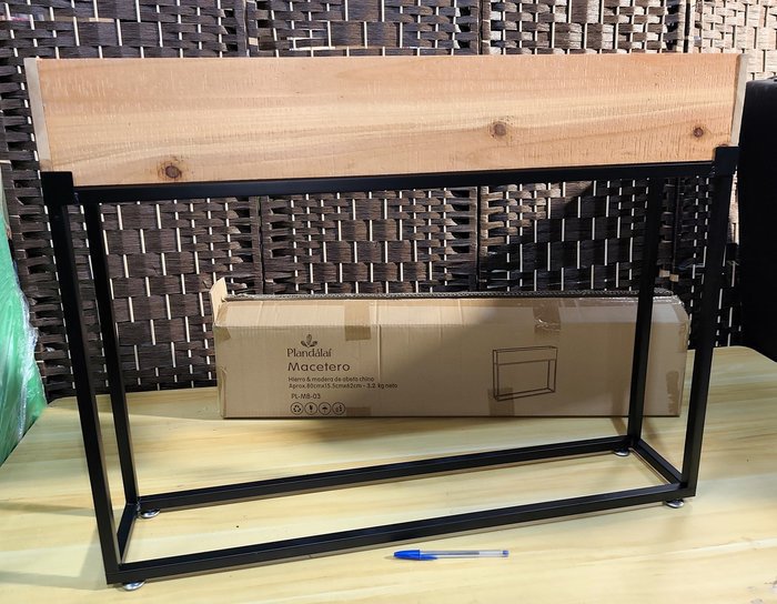Macetero Plandalaf de Madera Maciza con Base Reforzada
