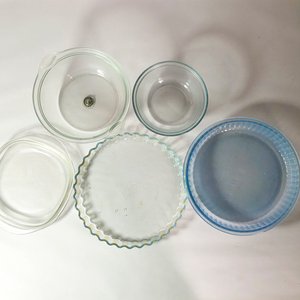Lote anterior: Set de 5 Piezas de Vidrio: Bowls y Fuentes para Repostería
