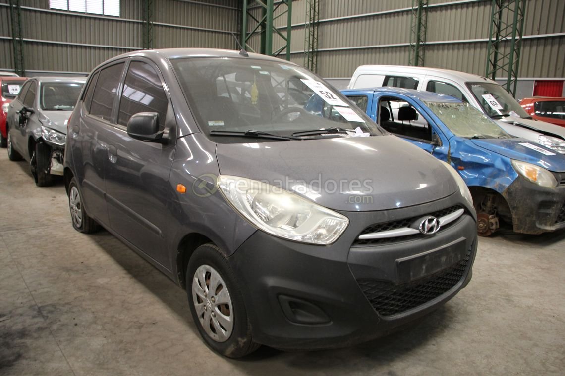 Hyundai Grand i10 Gris - Interior y Exterior