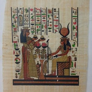 Papiro Egipcio Antiguo con Escena Inspirada en Nefertari, Enmarcado - imagen 2