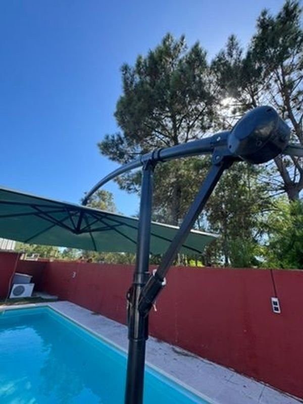 Gran sombrilla moderna para piscina - imagen 5
