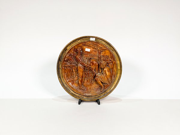 Lote siguiente: Plato de cerámica con figura de Artigas
