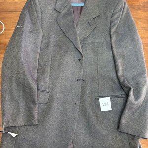 Lote siguiente: Saco de Vestir Talle 50 Gris Oscuro