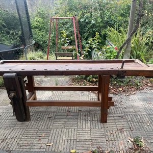 Lote anterior: Banco de Trabajo de Carpintero Antiguo de Hierro y Madera Maciza