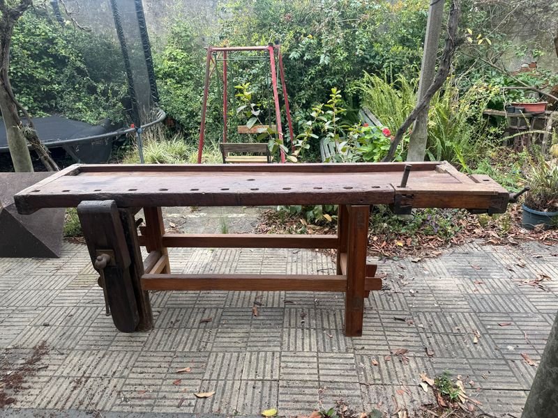 Banco de Trabajo de Carpintero Antiguo de Hierro y Madera Maciza
